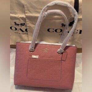 Station Tote Bag in signature leather